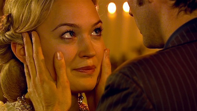 doctor who the girl in the fireplace review sophia myles madame de pompadour renette poisson mindmeld lonely little boy